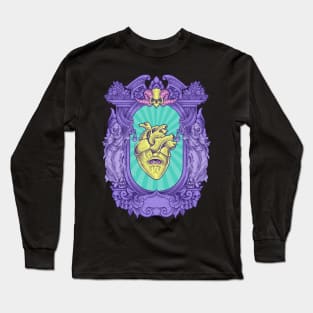 Antique Heart with Skull Retro Long Sleeve T-Shirt